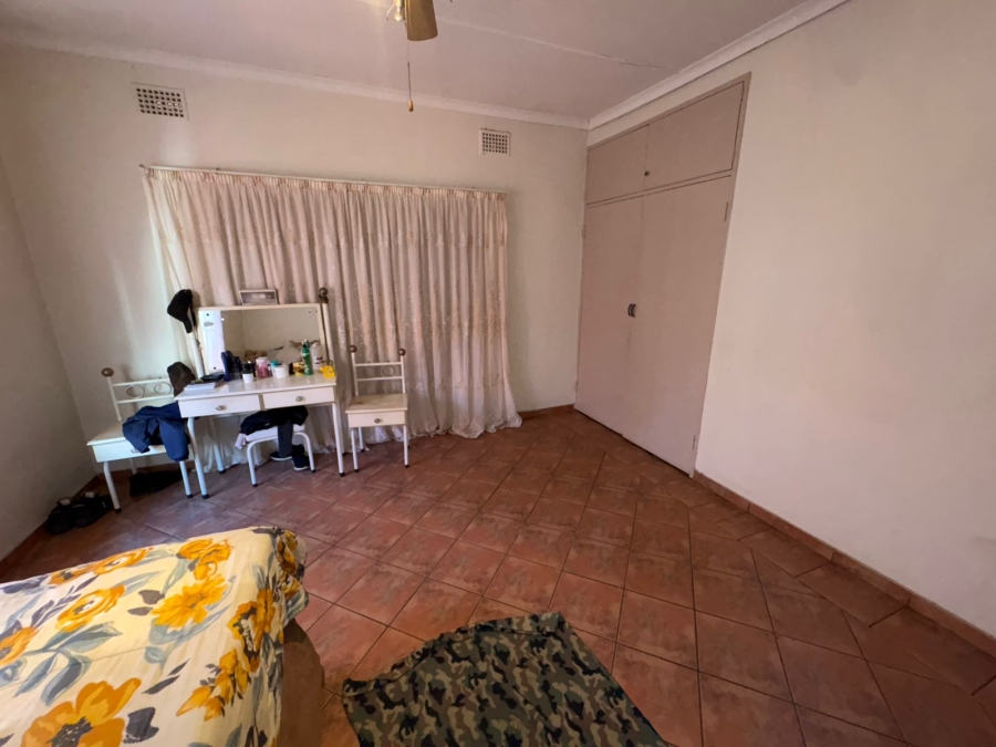 6 Bedroom Property for Sale in Bodorp North West